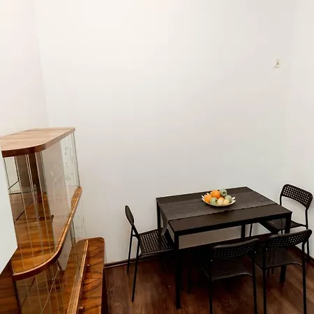 Hugona Apartment
