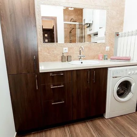 Hugona Apartment